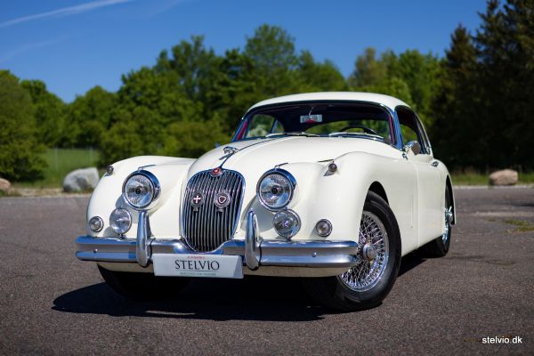 Jaguar XK 150 FHC